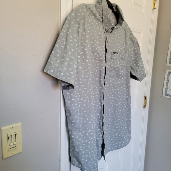 Columbia Mens Short Sleeve Button Down Shirt Camping Biking Outdoor Gray XL - Picture 6 of 11